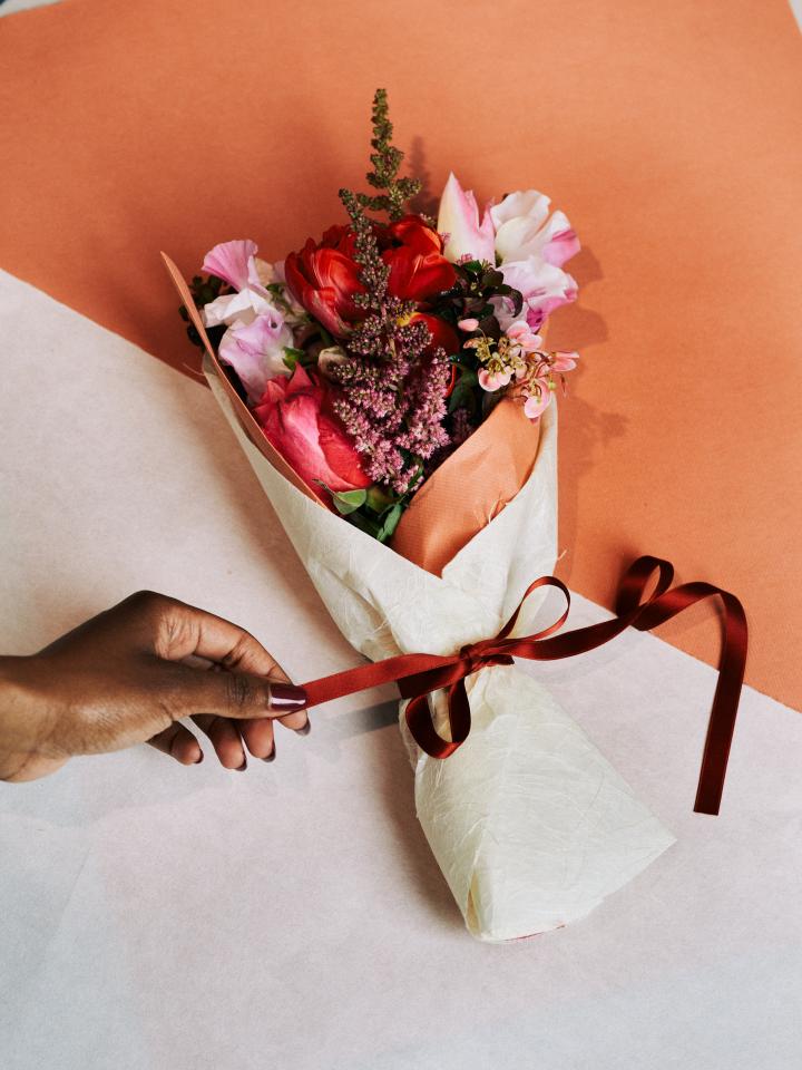 flower wrap | bloemen inpakken | papier bloemen wikkel