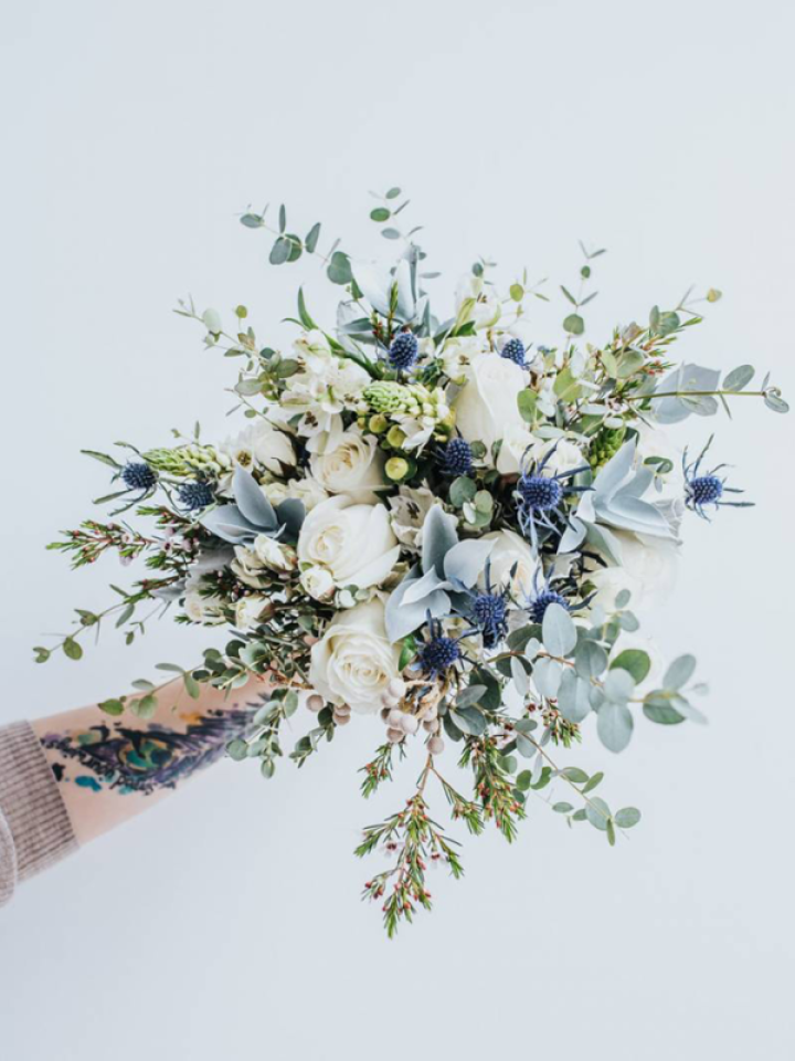 Hick Speel Specialiseren Boeketrecept: bruidsboeket vol blauwe trouw | Mooi wat bloemen doen