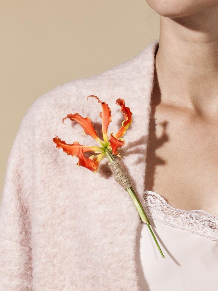 Pelmel maagd Af en toe DIY: in een handomdraai een prachtige bloemcorsage | Mooi wat bloemen doen